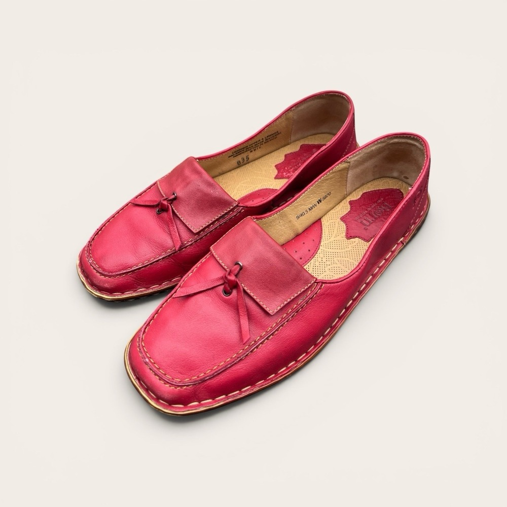 Born Red Leather Loafers Women's Size 9 / 40 Slip On Comfort Shoes